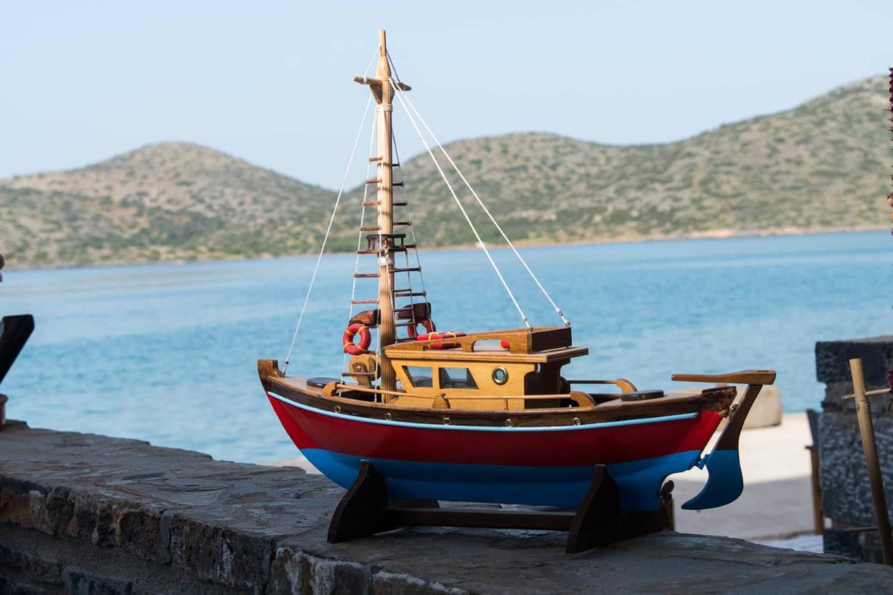 Villa Iliana Sea Side House Elounda Exterior foto